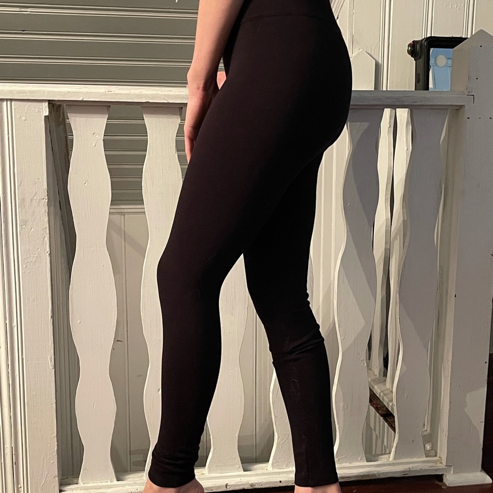 Guess Black Leggings ☕️